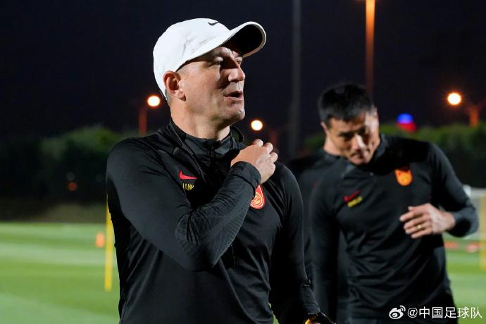 时间不多的国足在亚洲杯出线还有希望吗？末轮