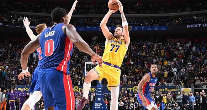 NBA球队实力榜更新：雷霆稳居第一 鹈鹕黄蜂异军