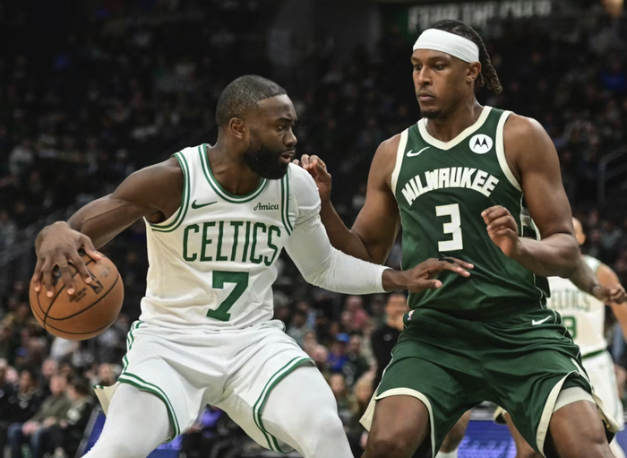 爵士陷7连败困局 火箭冲击季后赛关键战