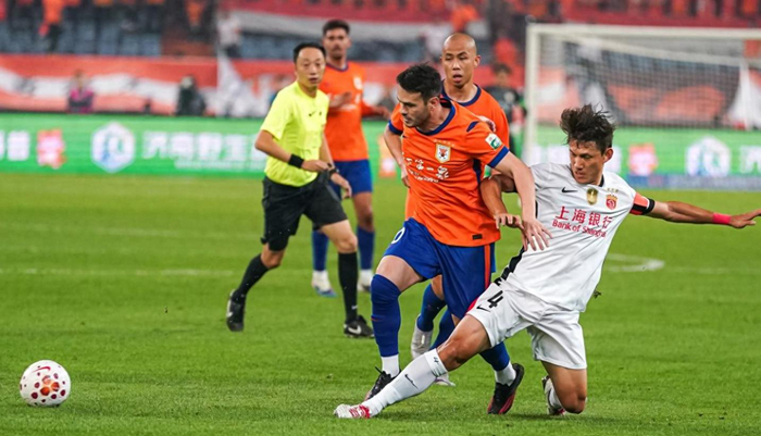 上海海港客场1-1战平山东泰山 穆斯卡特换人难救